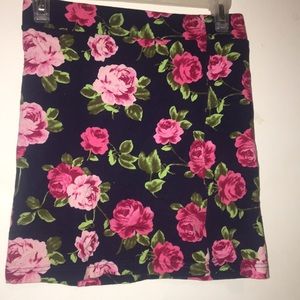 Floral bodycon skirt!